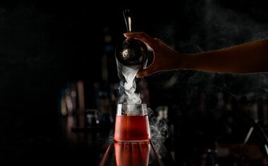 Imagem de destaque para Conheça o único bar brasileiro que está entre os 50 mais famosos do mundo