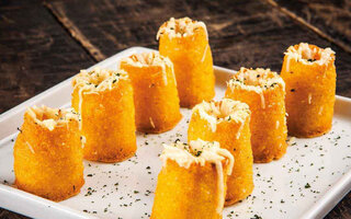 Vulcões de Provolone do Eu Tu Eles