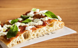 Taglio Pizza Romana