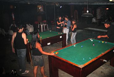 Imagem de destaque para Stonehenge Rock Bar