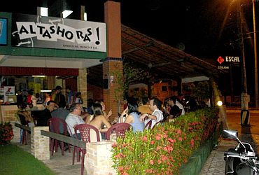 Imagem de destaque para Altas Horas