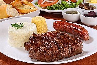 Imagem de destaque para Família Yannelli Parrilla