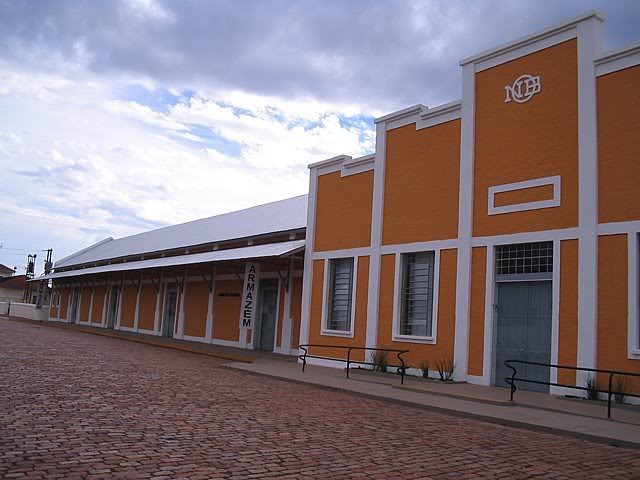 Imagem de destaque para Armazém Cultural Helena Meireles